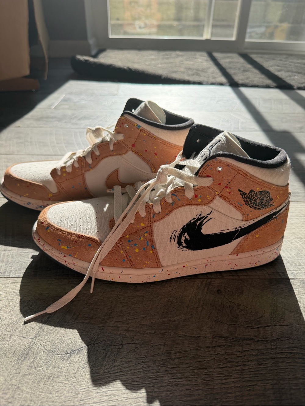 Nike Mid-Top Sneakers in White, Tan, Black with Paint-Splatter Detail - Picture 5 of 9